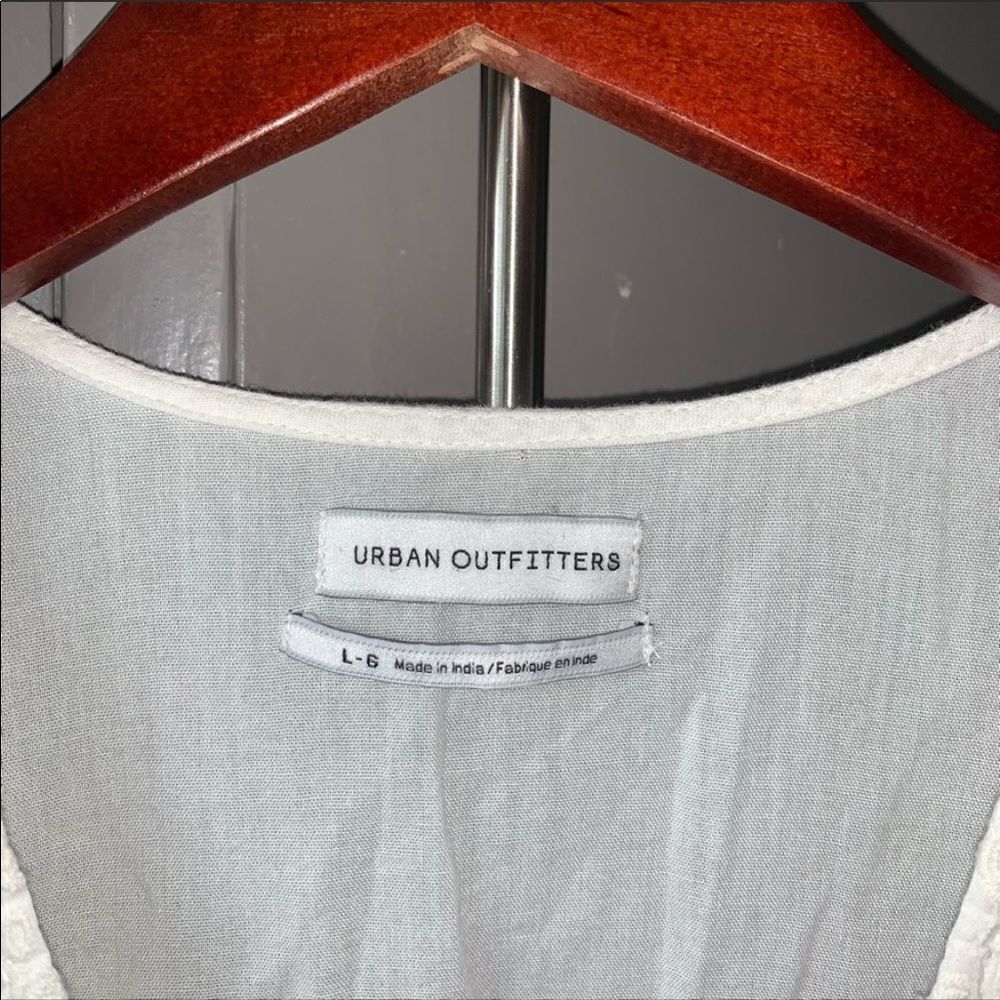 ✨ Women's Natural Uo Rami Pintuck Ruffle Top✨ - Picture 10 of 10